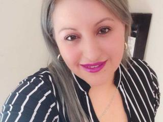 Go Adult Chat Model Candaces