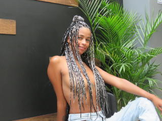 TaylorHarris - Live sex cam - 9682137