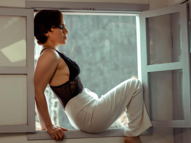 SharomHoty - Sexe cam en vivo - 9713861