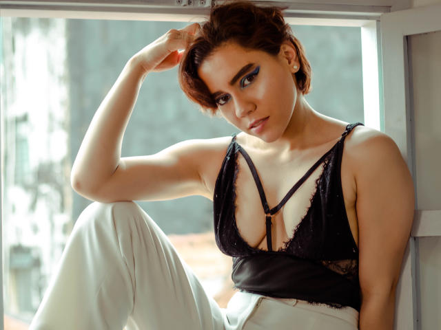 SharomHoty - Sexe cam en vivo - 9713873