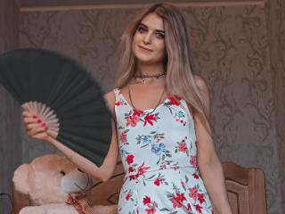  SexyGreen Eye Babe AliceFoxi