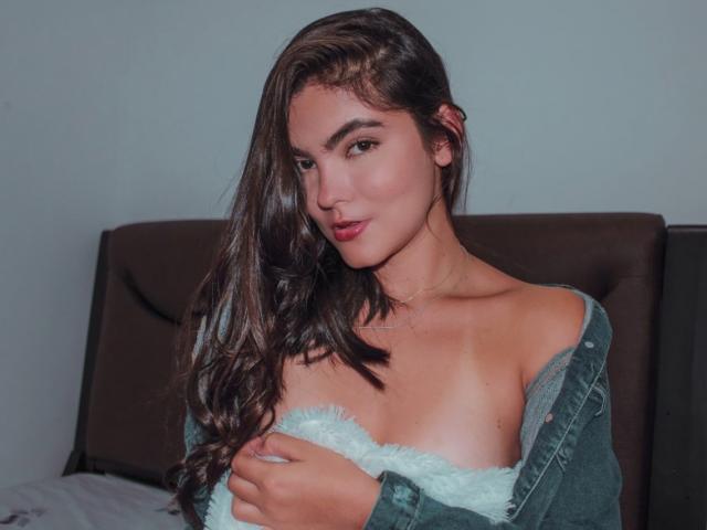 KaraHotie69 - Live sexe cam - 9735965