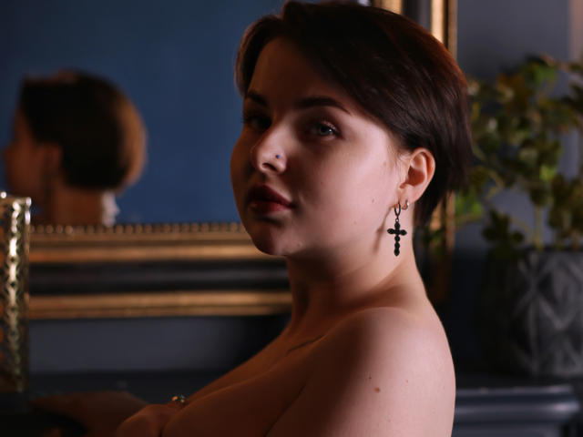 GwenHilton - Sexe cam en vivo - 9736321