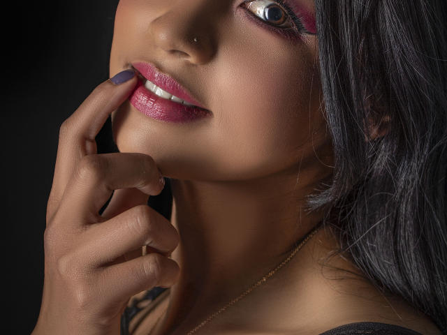 LiliSanz - פורנו בשידור חי ומצלמת סקס - 9742269