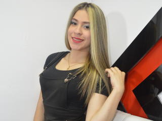 AlessiaMuller - Live porn & sex cam - 9749945