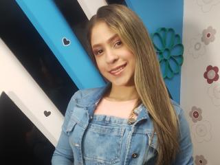 AlessiaMuller - Sexe cam en vivo - 9750085