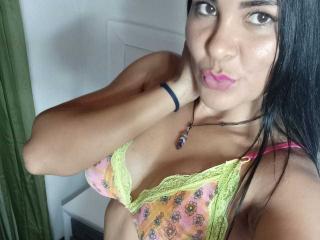 Camgirl SashaLuss