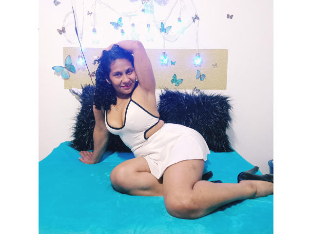 GeraldynSex - Sexe cam en vivo - 9761757