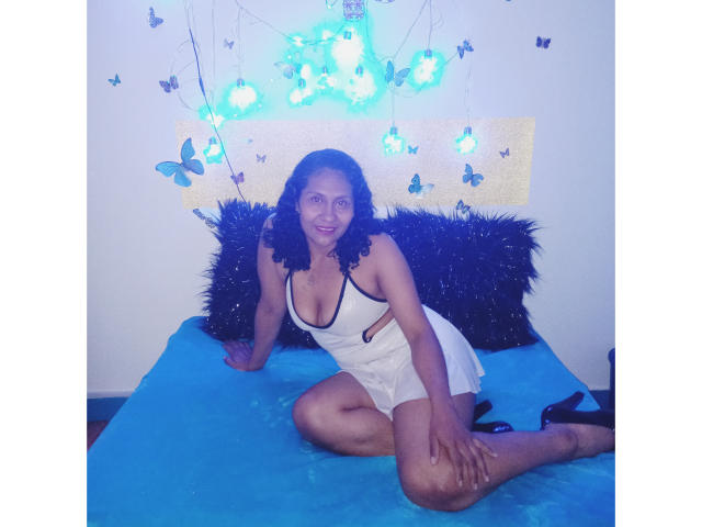 GeraldynSex - Live porn &amp; sex cam - 9761769