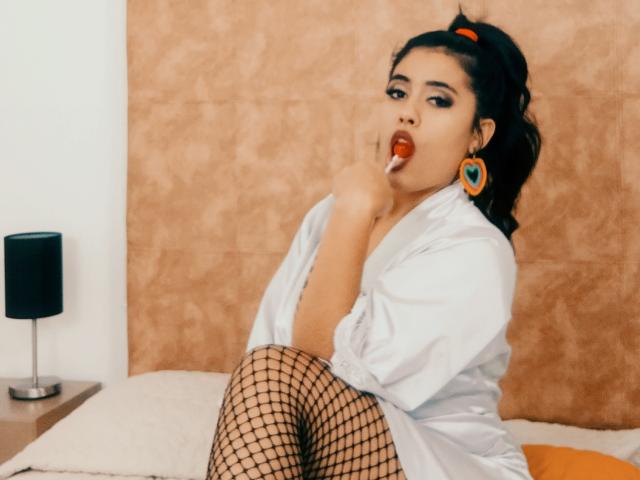 CarlyBaker - Live sex cam - 9767493