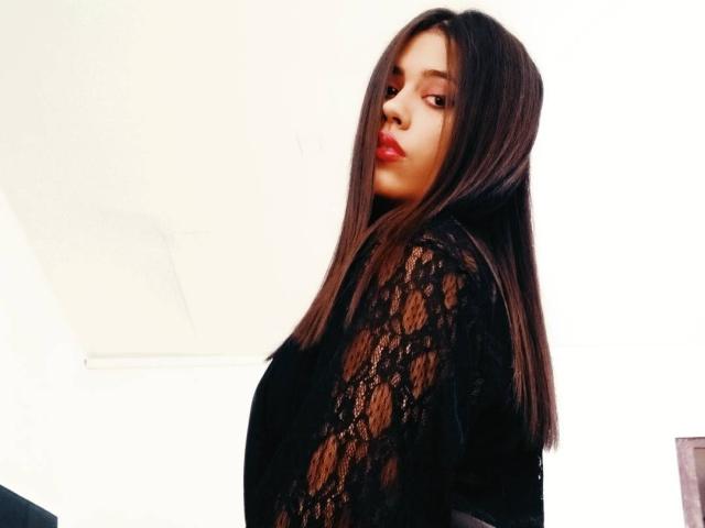 CarlyBaker - Camera khiêu dâm &amp; quyến rũ trực tiếp - 9767513