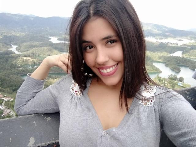 CarlyBaker - Camera khiêu dâm &amp; quyến rũ trực tiếp - 9767525