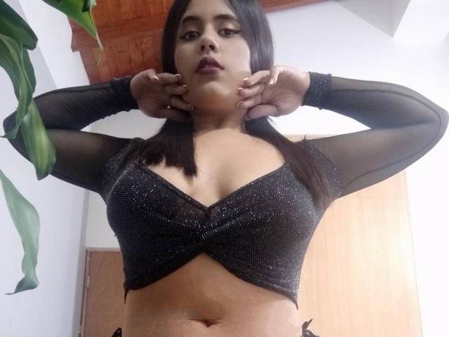 CarlyBaker - Camera khiêu dâm &amp; quyến rũ trực tiếp - 9767533