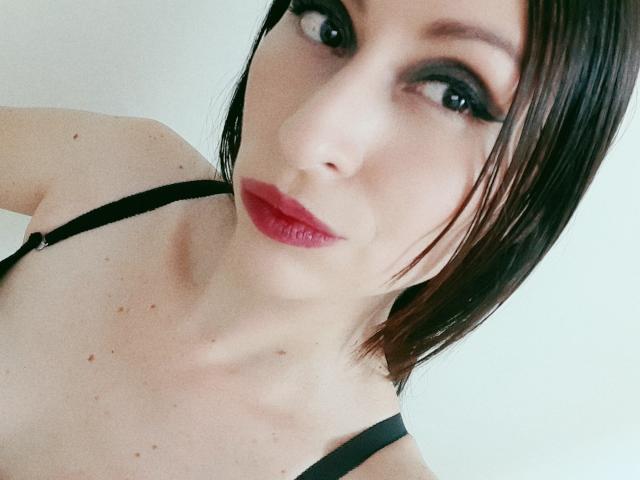 AliceRossi - Live porn &amp; sex cam - 9769161