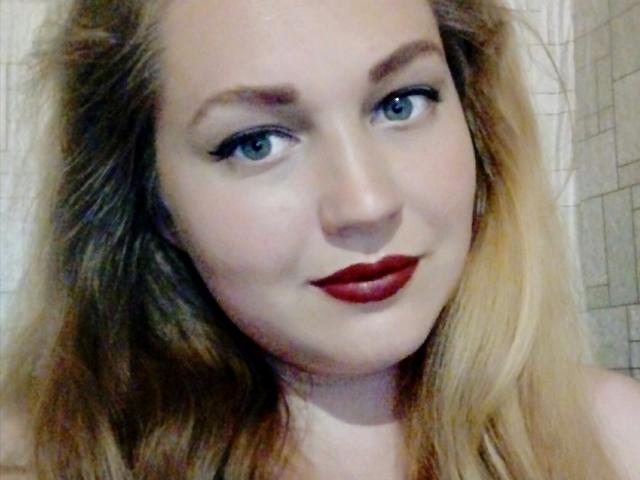 HotSweetyBaby - Live Sex Cam - 9789561