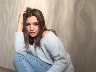 Brunette Hair Hottie Margaretka