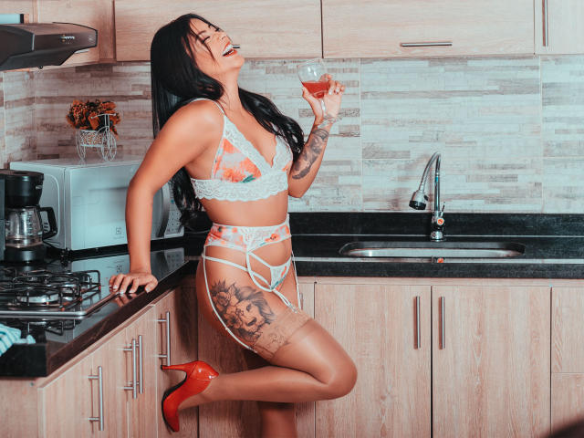 Amberv - Live Sex Cam - 9792261