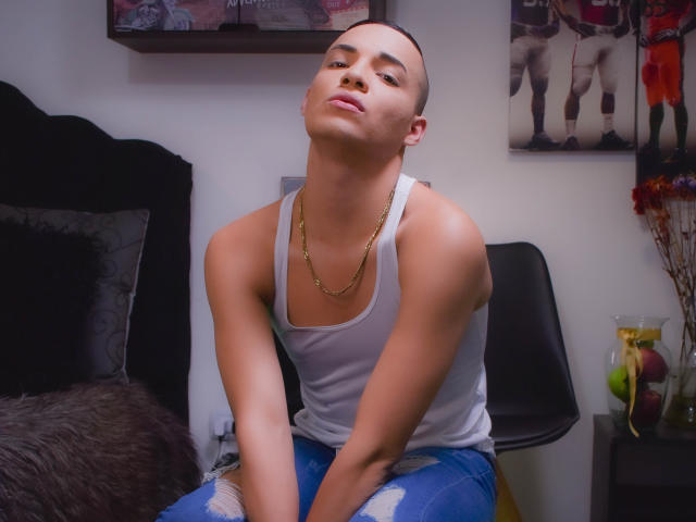 JacobBigAss - Live sex cam - 9794545
