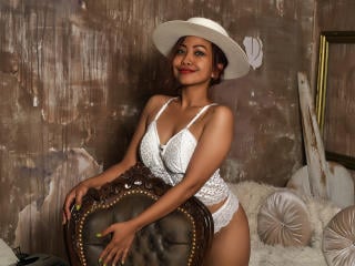 ElyaQuinn - Live sexe cam - 9807737