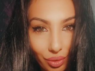 BrunetteBabe69 - Live sex cam - 9808957