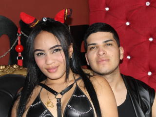 CoupleTooKinky - Sexe cam en vivo - 9817657