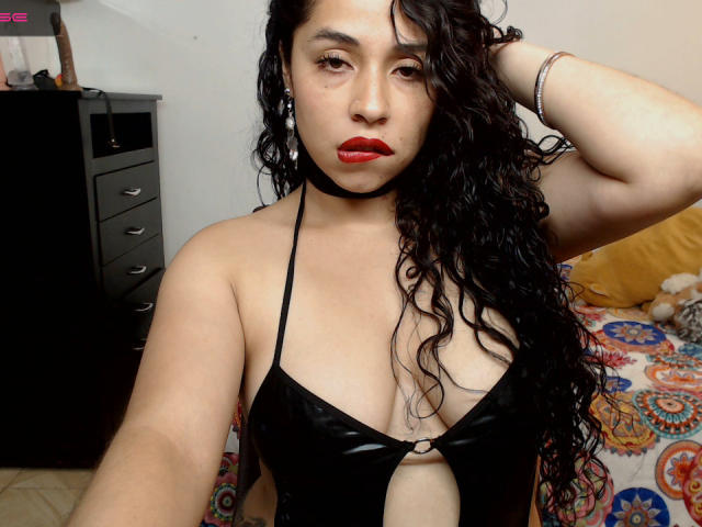 Alexxxandr69 - Live sex cam - 9820157