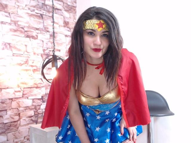 DanaSilver - Live Sex Cam - 9843105
