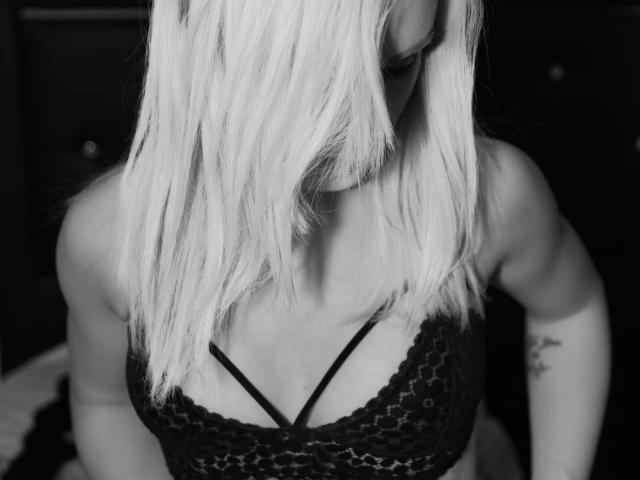 DreamArinna - Sexe cam en vivo - 9859341