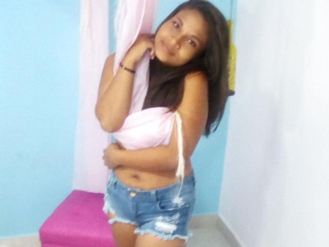 AmayaRivera - Sexe cam en vivo - 9866777