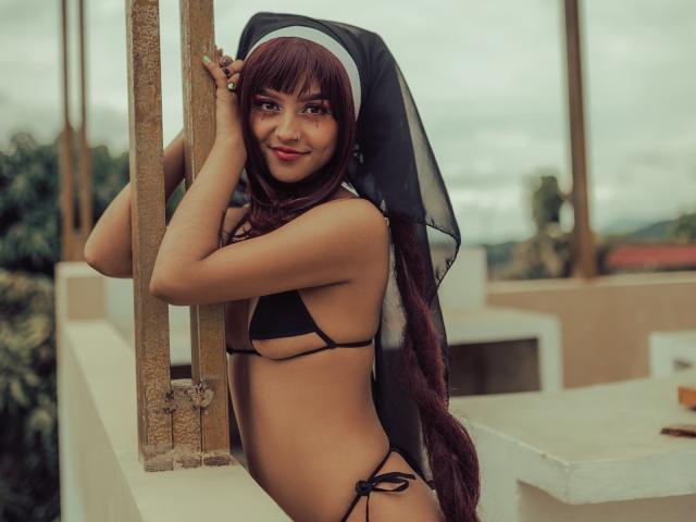 SerenaDeStark - Live sexe cam - 9869565