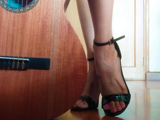 MoniqueCurlz - Sexe cam en vivo - 9882829