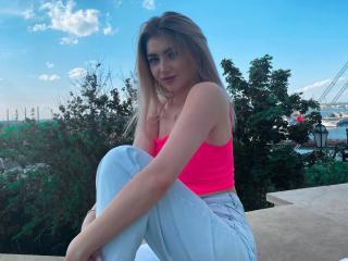 Camgirl CuteBlonda