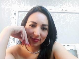 LauraMartin - Live sex cam - 9904125