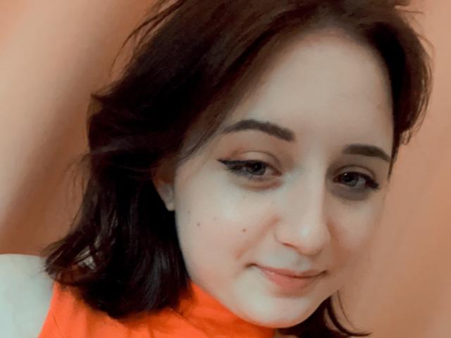 DanielleL - Sexe cam en vivo - 9909709