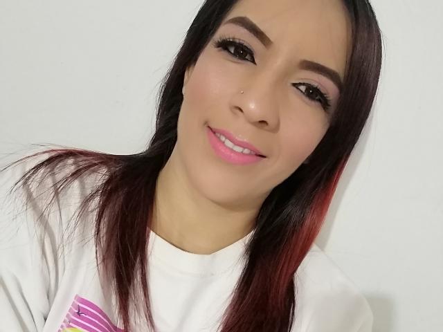 LilianCruz - Live sex cam - 9921437