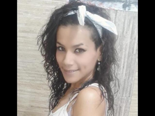 Moonka69 - Sexe cam en vivo - 9921677