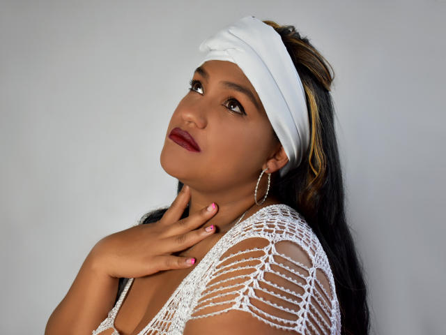 MichelleBrito - Live porn &amp; sex cam - 9927161