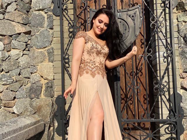 AlishaBrooks - Live Sex Cam - 9936845