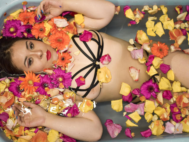 KatieWoolf - Live sex cam - 9938381