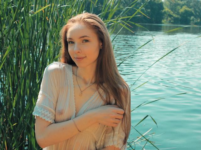 SafiraFuracao - Live sex cam - 9940853