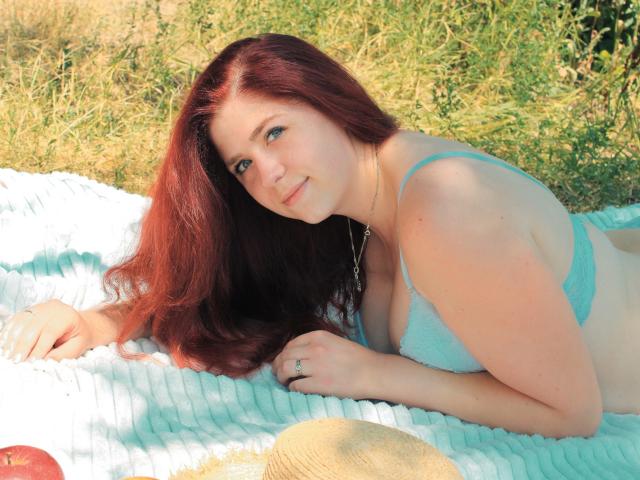 JessikaDaniels - Live sex cam - 9942621