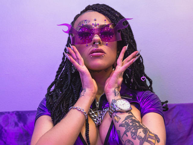 MollyWaxx - Live sex cam - 9945737