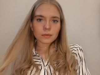 TheonlyChloe - Live porn &amp; sex cam - 9951649