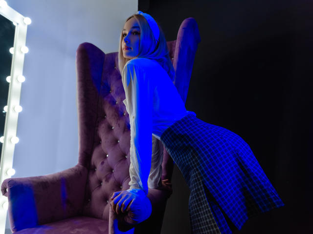 EIIaRichards - Sexe cam en vivo - 9953761