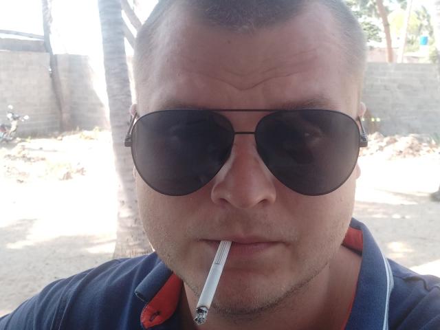 AlexYours - Sexe cam en vivo - 9974891