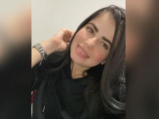 VivyanTyler - Live sex cam - 9978171