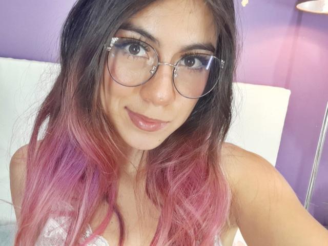 JuliaGarciax - Live sex cam - 9979447