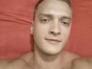 FineHenry - Sexe cam en vivo - 9981555