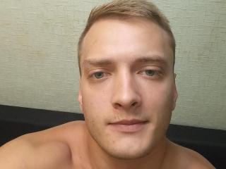 FineHenry - Sexe cam en vivo - 9981567