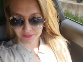 PoisonnBeauty - Live Sex Cam - 9981775